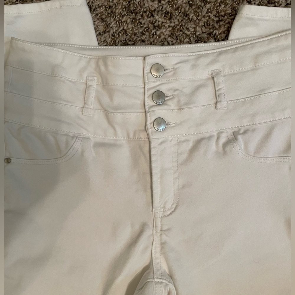 Refuge Women's High Rise White Jeans